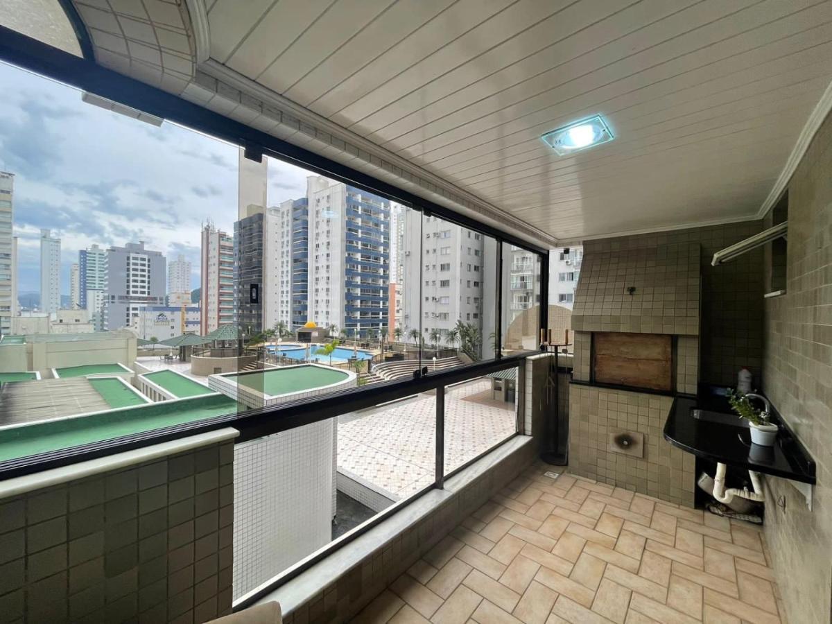 Apto A 30M Da Praia Sobre Shopping Atlantico Balneario Camboriu Luaran gambar